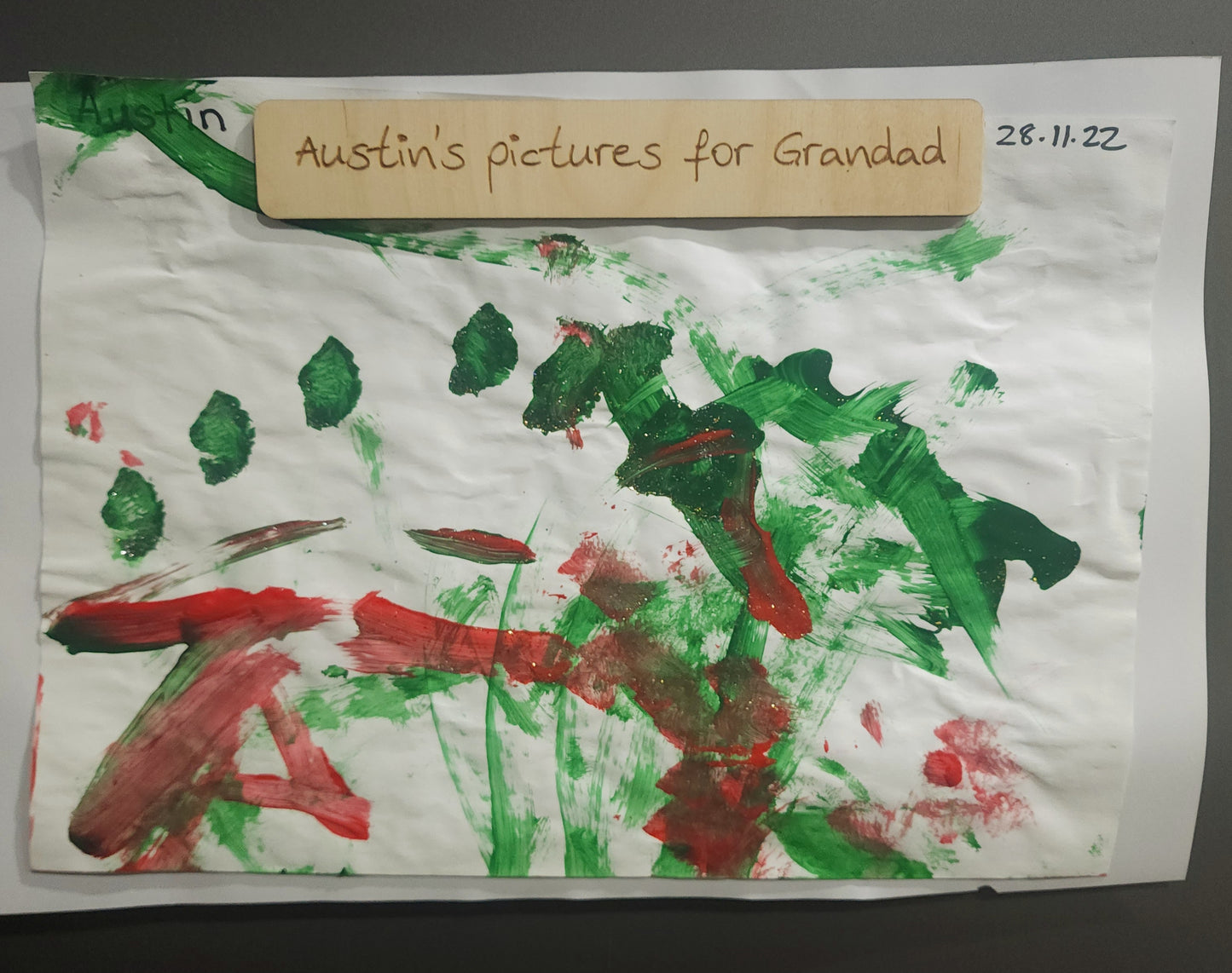 Magnetic Artwork Holder