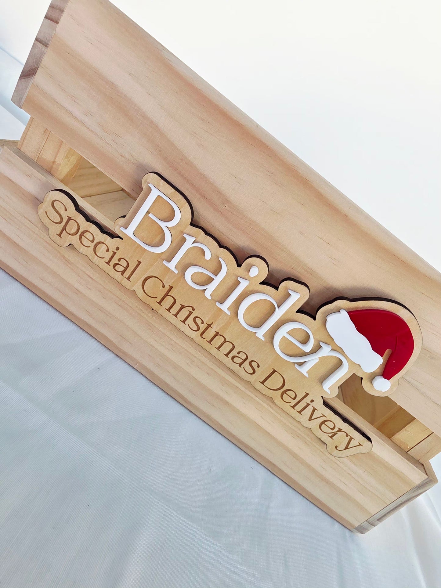 SANTA HAT CHRISTMAS CRATE PLAQUE ONLY - SMALL