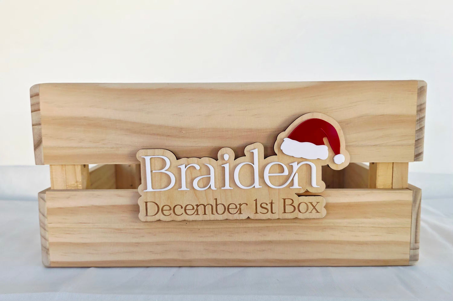 SANTA HAT CHRISTMAS CRATE PLAQUE ONLY - SMALL