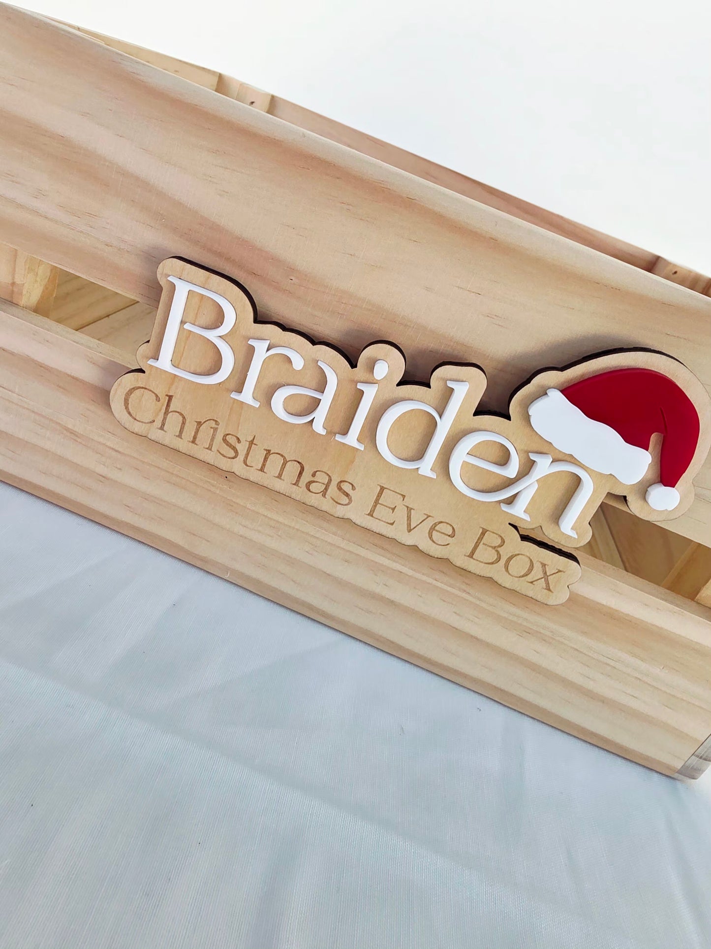 SANTA HAT CHRISTMAS CRATE PLAQUE ONLY - SMALL