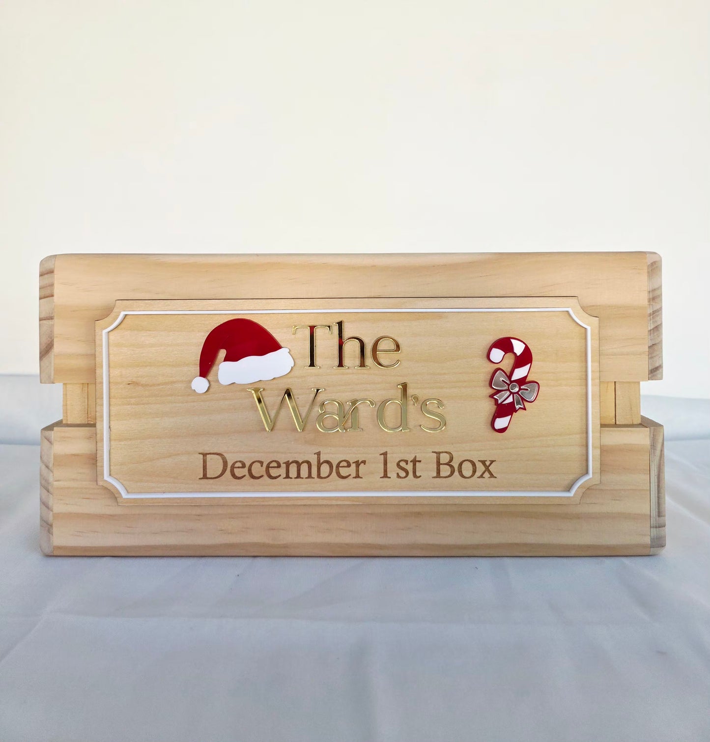 SANTA HAT & CANDY CANE CHRISTMAS CRATE PLAQUE ONLY - SMALL
