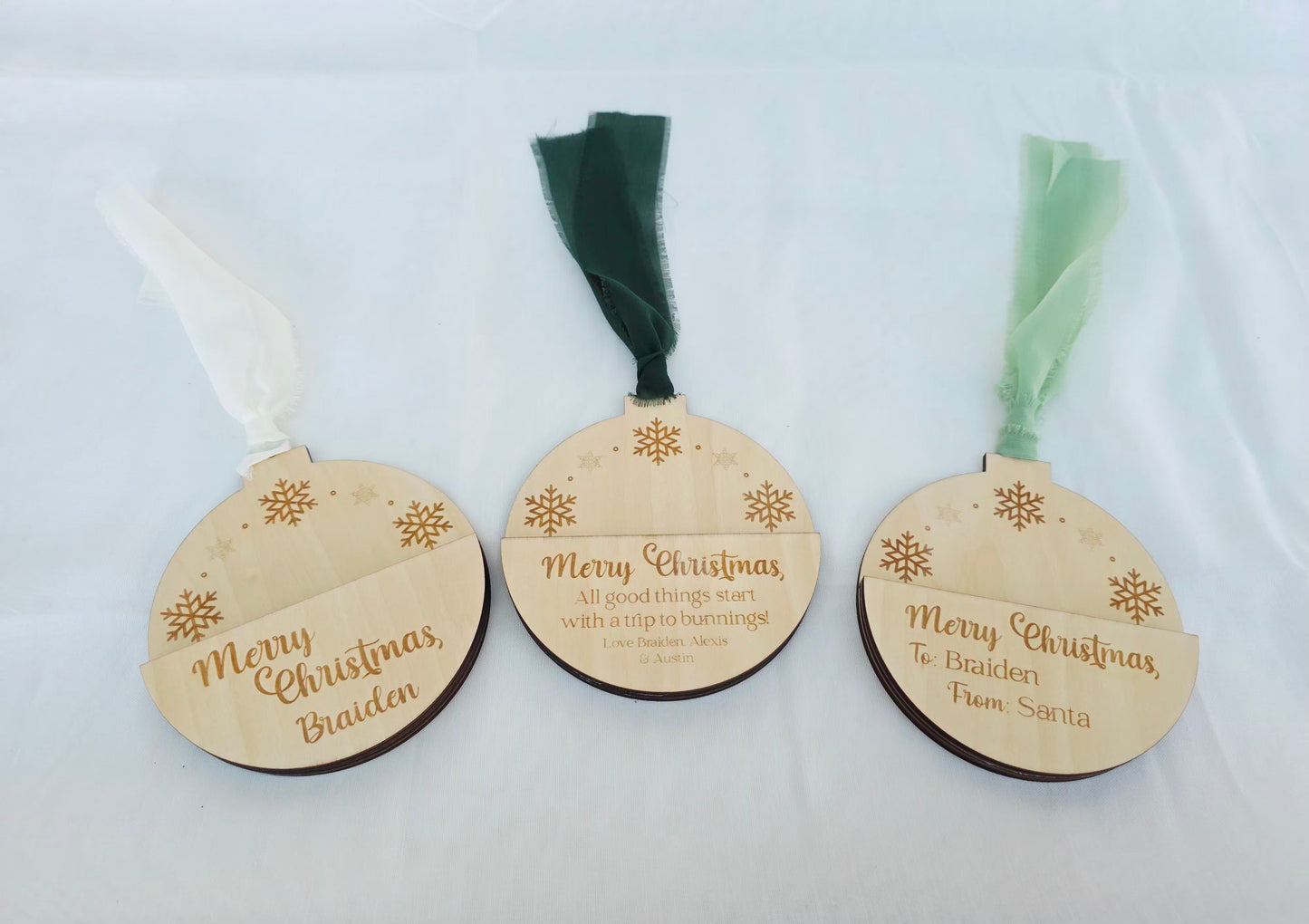 GIFT TAG BAUBLE HOLDER